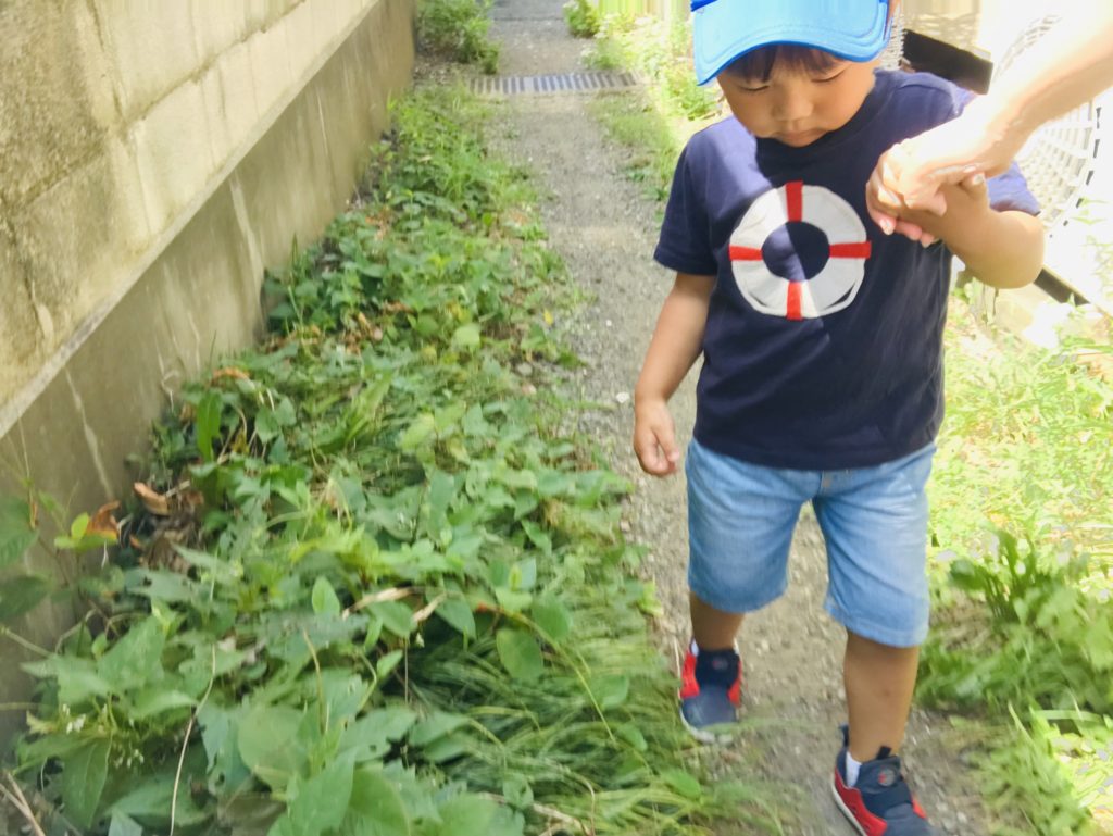 京王八王子駅徒歩3分、託児付きネイルサロン